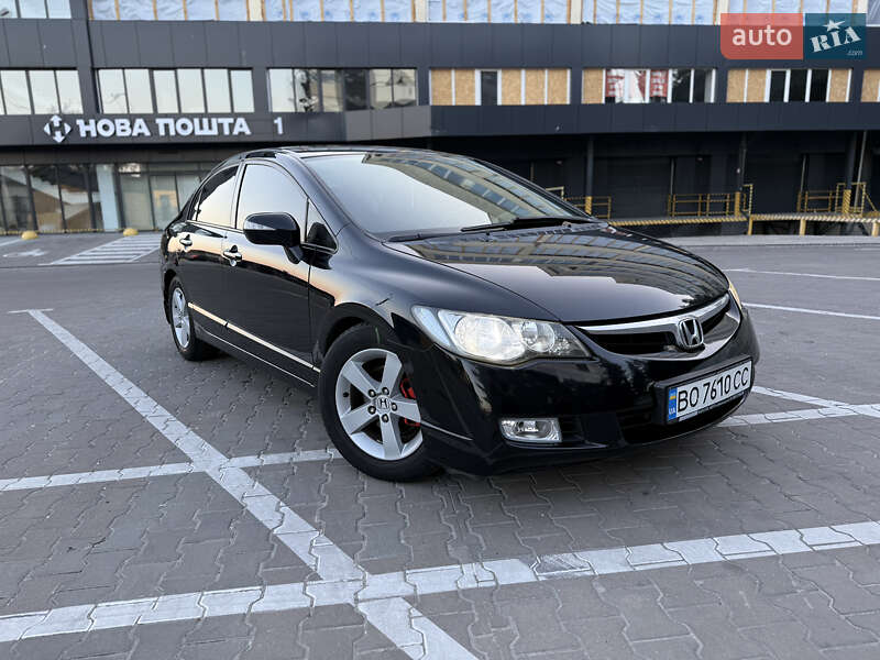 Седан Honda Civic 2007 в Тернополе