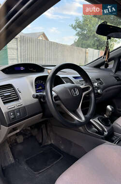 Седан Honda Civic 2007 в Чугуєві