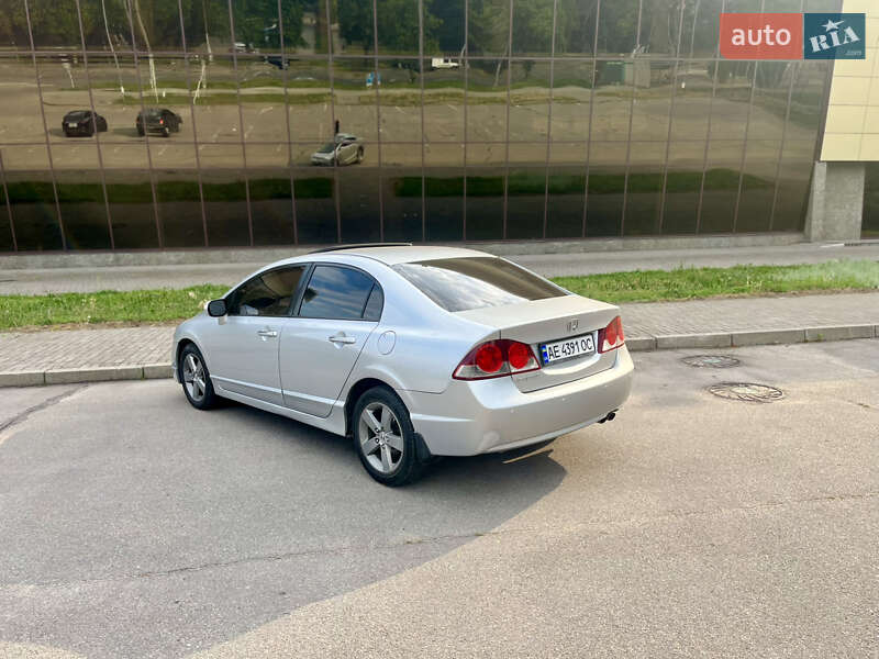 Седан Honda Civic 2008 в Запоріжжі