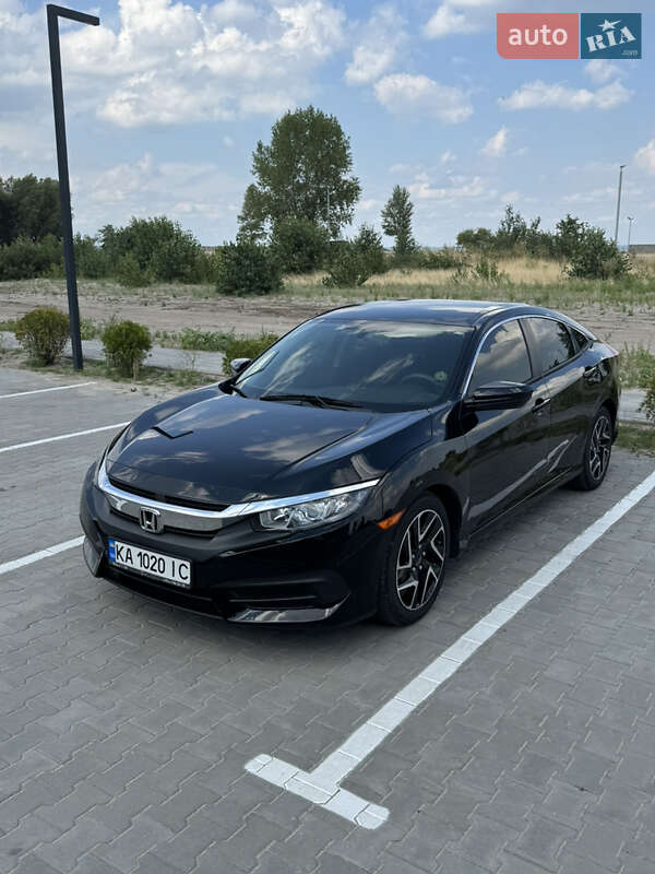 Седан Honda Civic 2016 в Черкассах