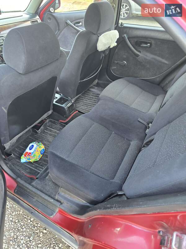 Лифтбек Honda Civic 1995 в Умани