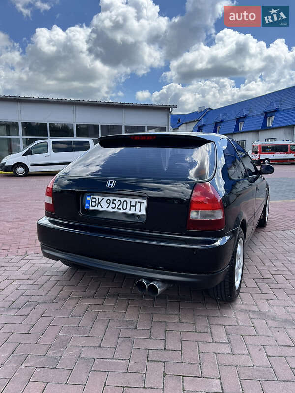 Хэтчбек Honda Civic 1999 в Ровно