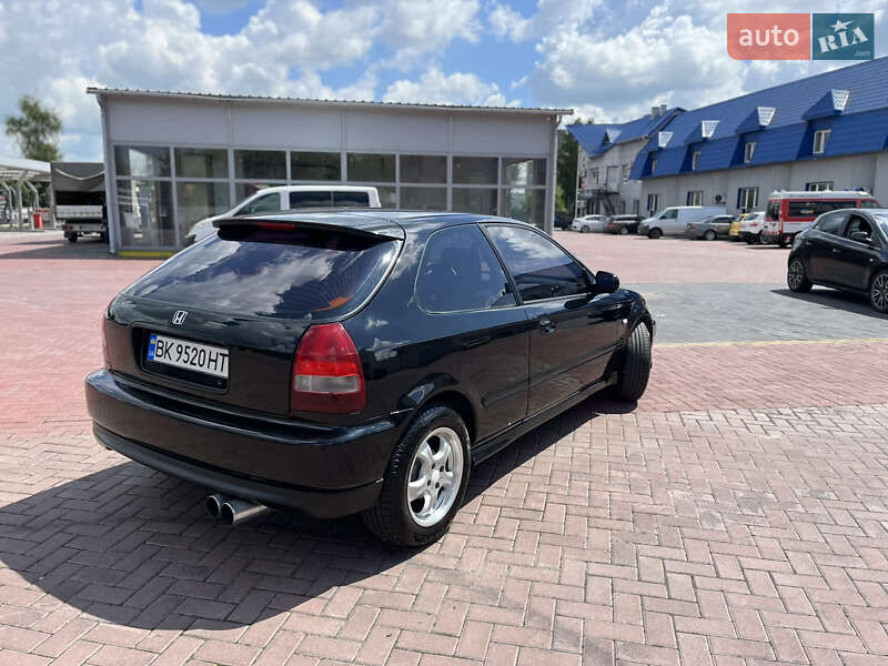 Хэтчбек Honda Civic 1999 в Ровно