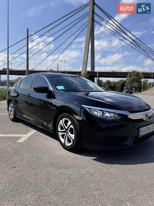 Седан Honda Civic 2018 в Києві