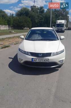 Хэтчбек Honda Civic 2011 в 