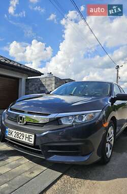 Седан Honda Civic 2017 в Ровно