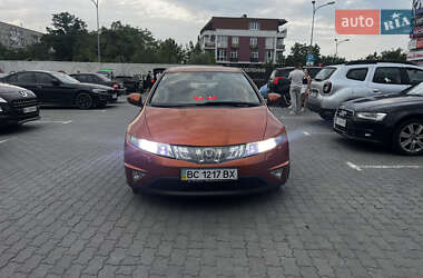 Хэтчбек Honda Civic 2008 в Львове