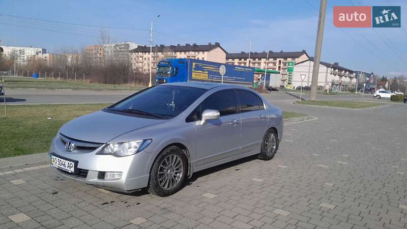 Седан Honda Civic 2008 в Ужгороді
