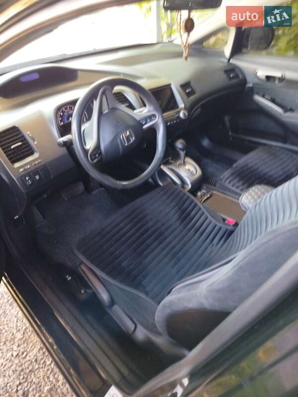 Седан Honda Civic 2009 в Запорожье