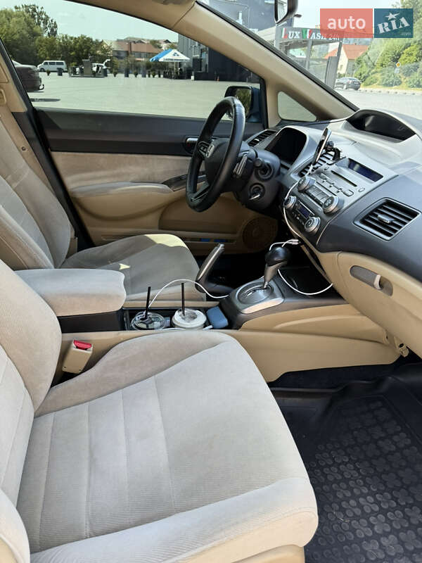 Седан Honda Civic 2007 в Львове