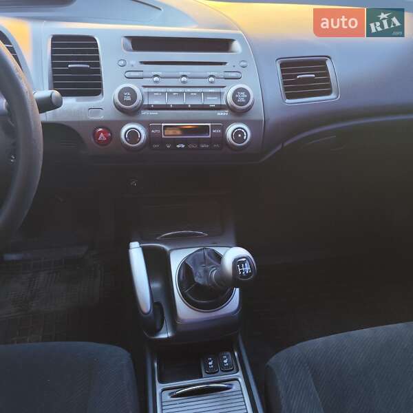 Седан Honda Civic 2011 в Києві