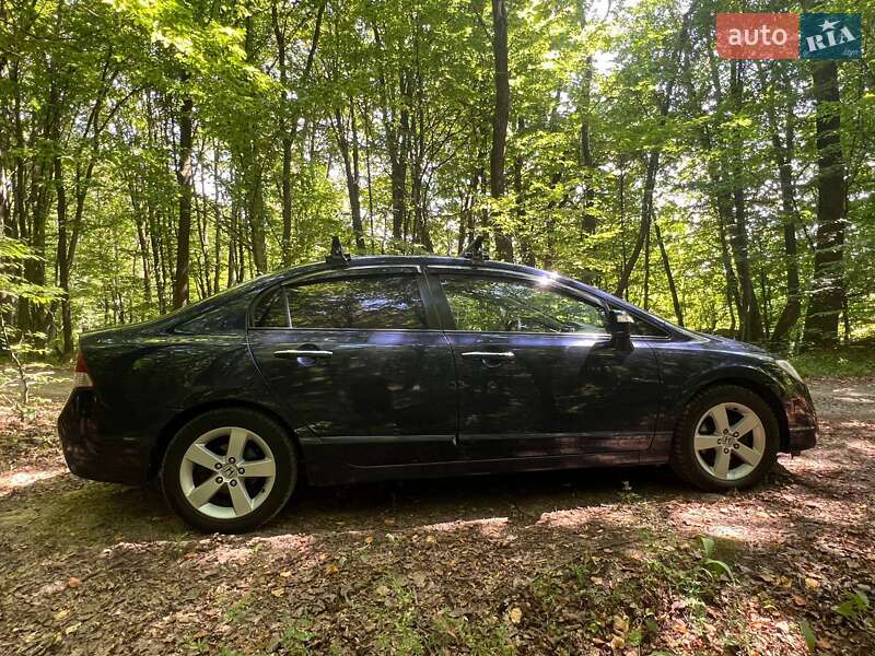 Седан Honda Civic 2008 в Ивано-Франковске