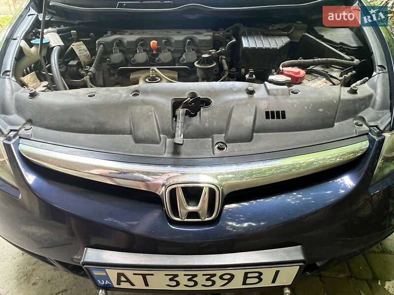 Седан Honda Civic 2008 в Ивано-Франковске