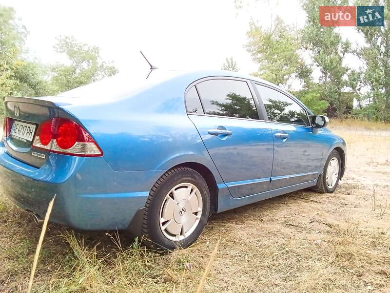 Седан Honda Civic 2006 в Дніпрі