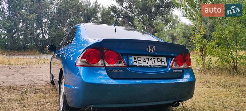 Седан Honda Civic 2006 в Дніпрі