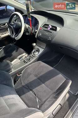 Хэтчбек Honda Civic 2007 в 