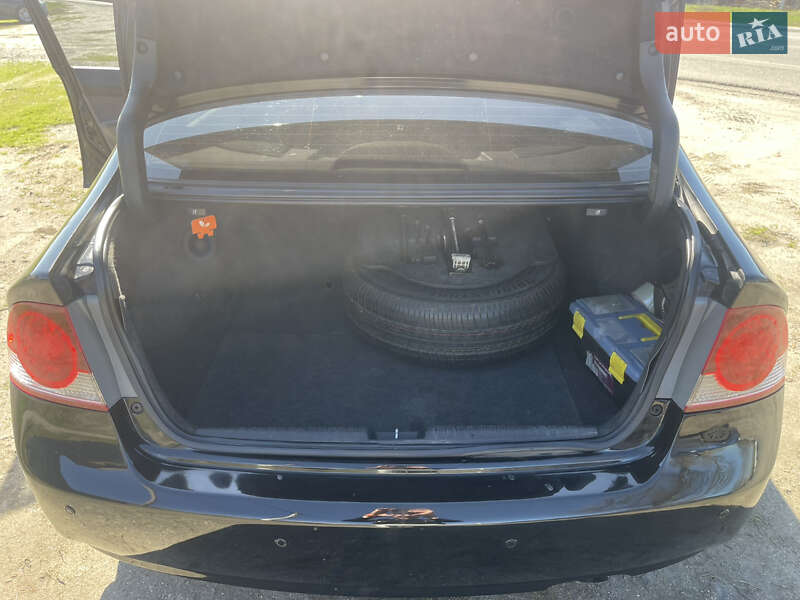 Седан Honda Civic 2006 в Чутовому фото 10 Седан Honda Civic 2006 в Чутовому