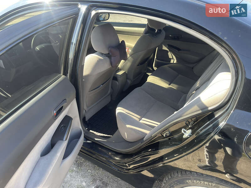 Седан Honda Civic 2006 в Чутовому фото 11 Седан Honda Civic 2006 в Чутовому