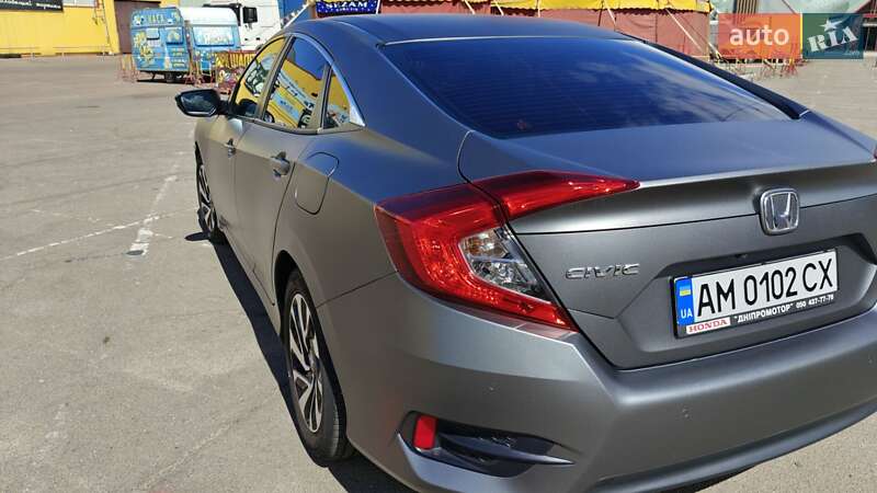 Седан Honda Civic 2018 в Житомирі
