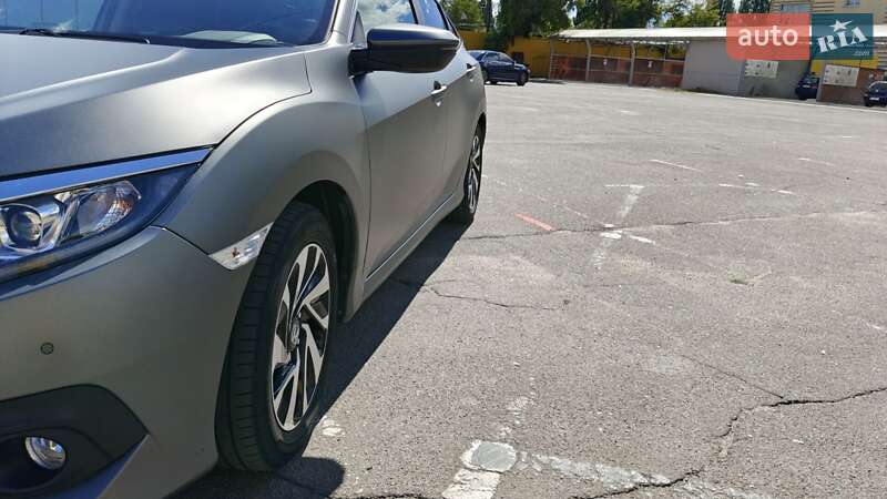 Седан Honda Civic 2018 в Житомирі