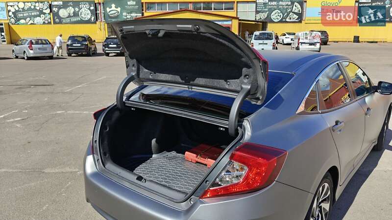 Седан Honda Civic 2018 в Житомирі