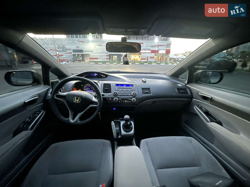 Седан Honda Civic 2008 в Львове