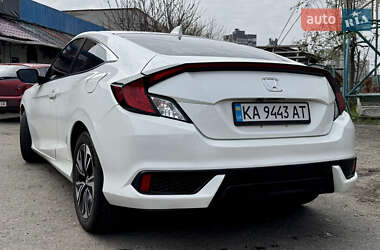 Купе Honda Civic 2016 в Києві