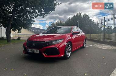 Хэтчбек Honda Civic 2017 в Киеве
