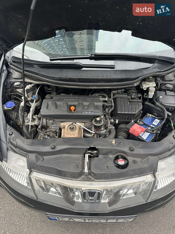 Хэтчбек Honda Civic 2007 в Киеве