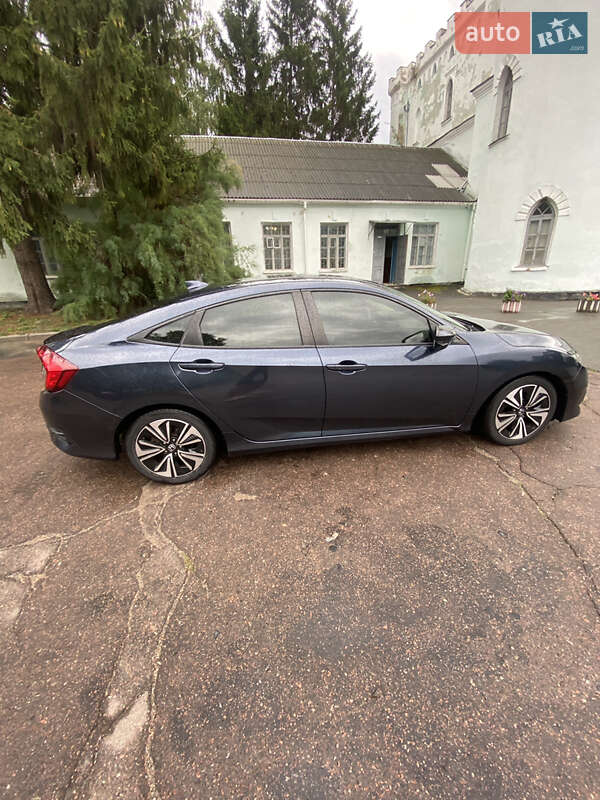 Седан Honda Civic 2017 в Черкасах