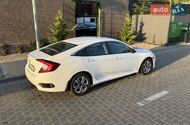 Седан Honda Civic 2015 в 