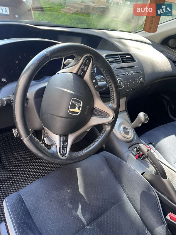 Хетчбек Honda Civic 2008 в Вишгороді