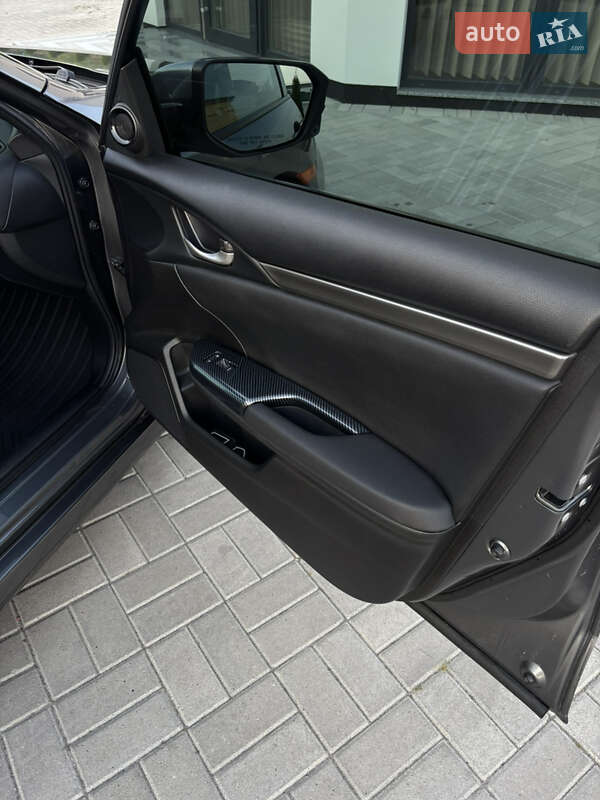 Хетчбек Honda Civic 2017 в Луцьку