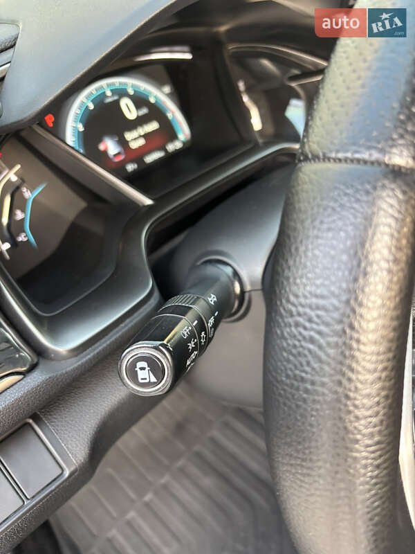 Хетчбек Honda Civic 2017 в Луцьку