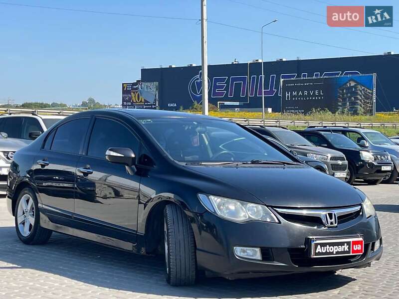 Седан Honda Civic 2008 в Львові