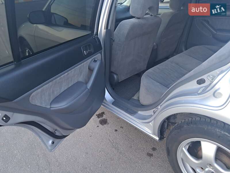 Седан Honda Civic 2003 в Ирпене