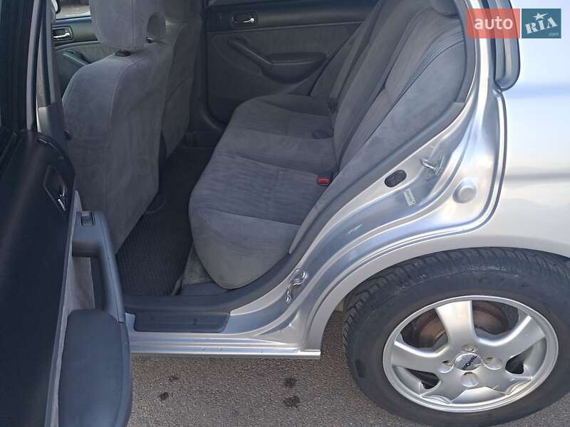 Седан Honda Civic 2003 в Ирпене