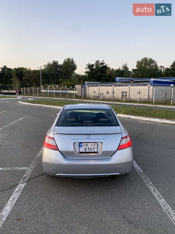 Купе Honda Civic 2006 в Києві фото 10 Купе Honda Civic 2006 в Києві