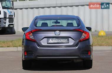 Седан Honda Civic 2016 в 