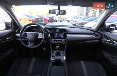 Седан Honda Civic 2016 в 