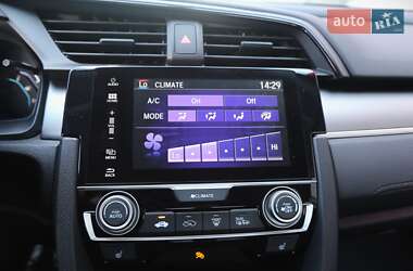 Седан Honda Civic 2016 в 