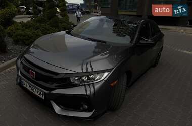 Хэтчбек Honda Civic 2019 в Киеве
