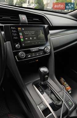 Хэтчбек Honda Civic 2019 в 