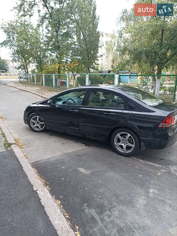 Седан Honda Civic 2008 в Киеве