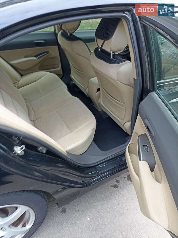 Седан Honda Civic 2008 в Киеве