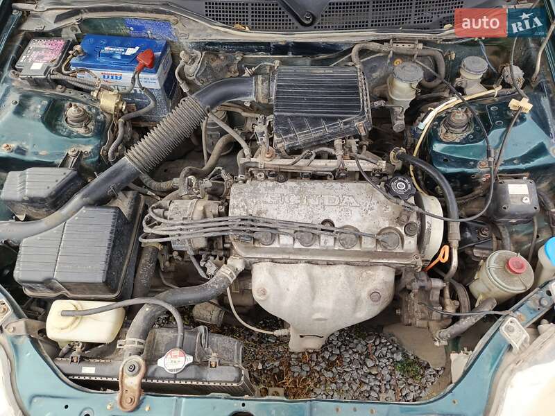 Седан Honda Civic 1998 в Дунаївцях