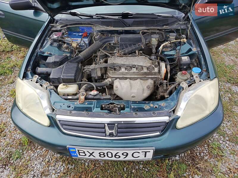 Седан Honda Civic 1998 в Дунаївцях