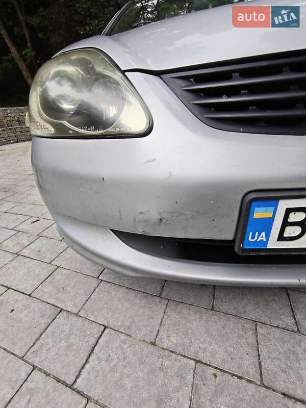 Хэтчбек Honda Civic 2004 в Львове