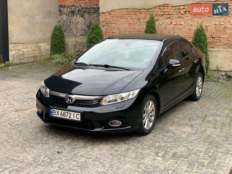 Седан Honda Civic 2012 в 