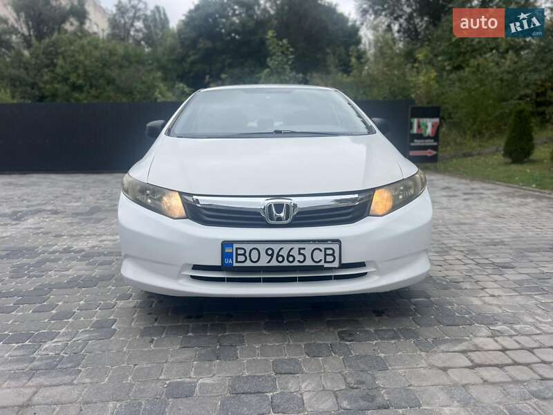 Седан Honda Civic 2012 в Тернополе